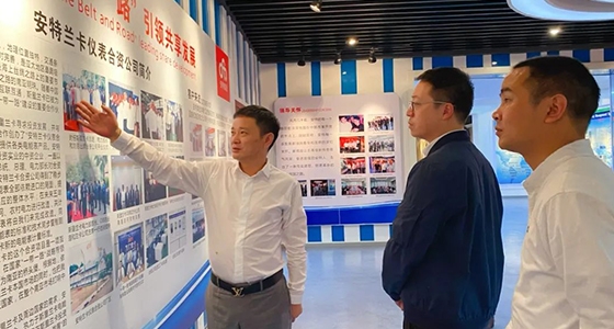 青田县委常委、纪委书记、监委主任陆翔到亚游集团ag8集团开展“纪检监察干部联百企”活动